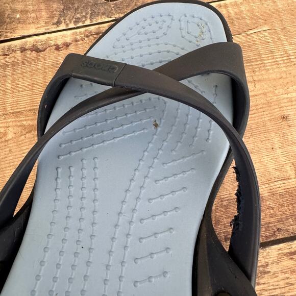 Crocs Blue Strappy Sandals Womens Size 10 READ - Picture 11 of 13